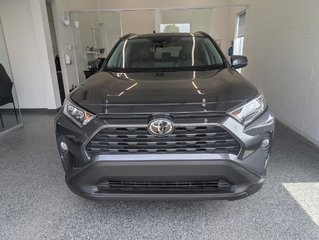 Toyota RAV4 XLE PREMIUM AWD, 2021 à Magog, Québec - 5 - w320h240px
