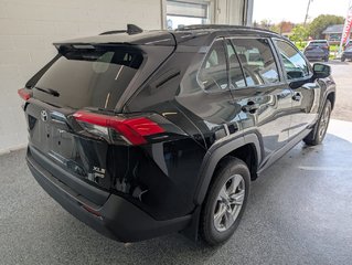 Toyota RAV4 XLE AWD. TOIT, MAGS 2022 à Magog, Québec - 3 - w320h240px