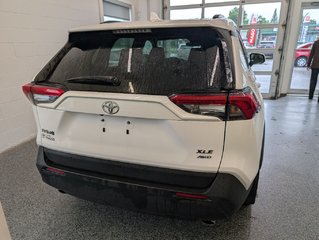2022 Toyota RAV4 XLE AWD, TOIT, MAGS, in Magog, Quebec - 4 - w320h240px