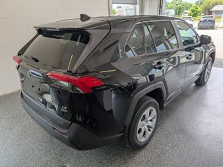 2022 Toyota RAV4 LE AWD, GARANTIE JUSQU EN 2026, in Magog, Quebec - 3 - w320h240px