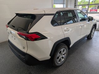 2022 Toyota RAV4 LE AWD, GARANTIE JUSQU EN 2026, in Magog, Quebec - 3 - w320h240px