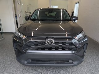 Toyota RAV4 LE AWD 2022 à Magog, Québec - 6 - w320h240px