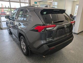 2022 Toyota RAV4 XLE AWD in Magog, Quebec - 4 - w320h240px