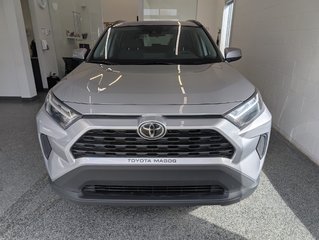 Toyota RAV4 XLE AWD 2022 à Magog, Québec - 5 - w320h240px
