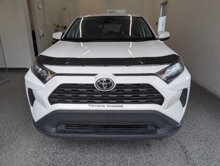 Toyota RAV4 LE 2022 à Magog, Québec - 5 - w320h240px