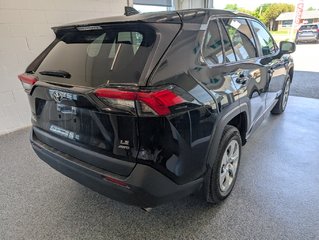 Toyota RAV4 LE AWD, GARANTIE JUSQU EN 2027, 2023 à Magog, Québec - 3 - w320h240px