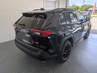 2023 Toyota RAV4 XLE PREMIUM AWD in Magog, Quebec - 3 - w320h240px