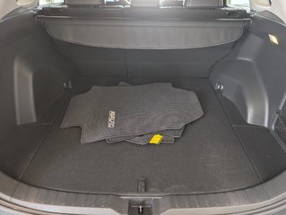 2023 Toyota RAV4 XLE PREMIUM AWD in Magog, Quebec - 6 - w320h240px