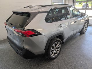 2023 Toyota RAV4 XLE PREMIUM AWD in Magog, Quebec - 3 - w320h240px