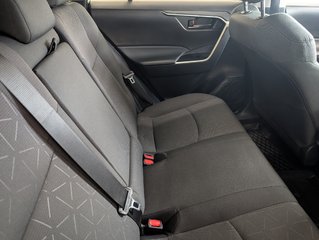 Toyota RAV4 LE AWD, GARANTIE JUSQU EN 2028, 2024 à Magog, Québec - 6 - w320h240px