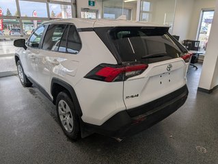 Toyota RAV4 LE AWD, GARANTIE JUSQU EN 2028, 2024 à Magog, Québec - 4 - w320h240px