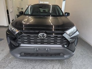 Toyota RAV4 LE AWD 2025 à Magog, Québec - 5 - w320h240px