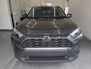 Toyota RAV4 XLE AWD 2025 à Magog, Québec - 5 - w320h240px