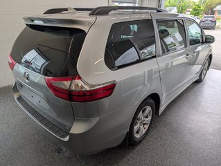 Toyota Sienna LE 8 PASSAGERS, 2020 à Magog, Québec - 3 - w320h240px