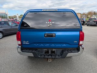 Toyota Tacoma SR5 V6 4X4, 2016 à Magog, Québec - 5 - w320h240px