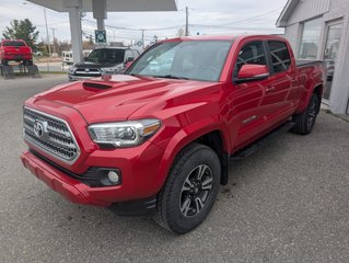 2017 Toyota Tacoma TRD SPORT 4X4 in Magog, Quebec - 6 - w320h240px
