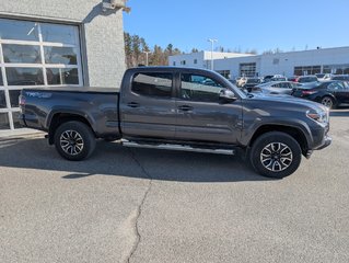 Toyota Tacoma TRD SPORT, 4X4, 2022 à Magog, Québec - 3 - w320h240px