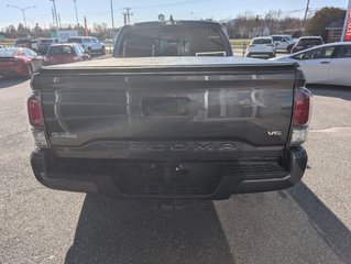 Toyota Tacoma TRD SPORT, 4X4, 2022 à Magog, Québec - 5 - w320h240px