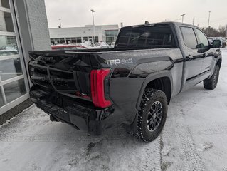 Toyota Tundra Limited Hybrid, GARANTIE JUSQU EN 2027, 2022 à Magog, Québec - 4 - w320h240px
