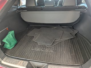 2022 Toyota Venza LIMITED AWD, GARANTIE JUSQU EN 2027, in Magog, Quebec - 6 - w320h240px