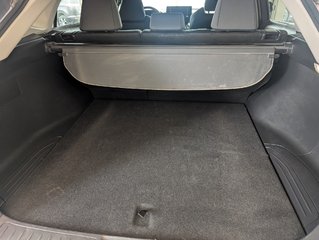 2022 Toyota Venza LE AWD in Magog, Quebec - 6 - w320h240px