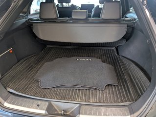 2024 Toyota Venza LIMITED AWD, in Magog, Quebec - 6 - w320h240px
