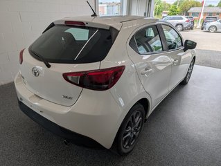 Toyota Yaris Hatchback XLE AUTOMATIQUE, 2020 à Magog, Québec - 3 - w320h240px