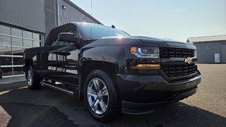 Chevrolet Silverado 1500 LD Custom 2019 à Matane, Québec - 3 - w320h240px