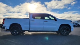 2023 Chevrolet Silverado 1500 Custom in Matane, Quebec - 2 - w320h240px