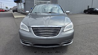Chrysler 200 Limited 2013 à Matane, Québec - 2 - w320h240px