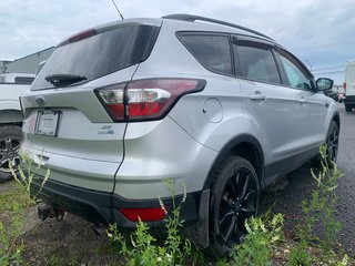 Ford Escape SE  AWD  ENSEMBLE DÉCOR NOIR 2018 à Matane, Québec - 3 - w320h240px