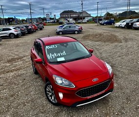 Ford Escape Titanium Hybrid 2020 à Matane, Québec - 3 - w320h240px