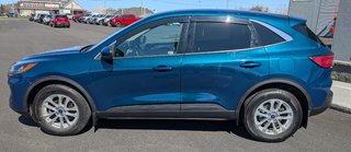 2020 Ford Escape SE in Matane, Quebec - 2 - w320h240px