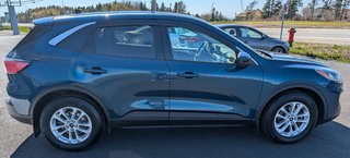2020 Ford Escape SE in Matane, Quebec - 5 - w320h240px