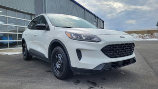 2021 Ford Escape SE   AWD ENSEMBLE DECOR SPORT in Matane, Quebec - 3 - w320h240px