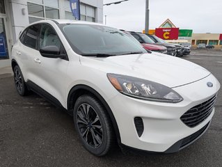Ford Escape SE   AWD ENSEMBLE DECOR SPORT 2021 à Matane, Québec - 5 - w320h240px