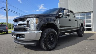 2017 Ford Super Duty F-250 SRW XLT  BOITE de 6 pieds in Matane, Quebec - 2 - w320h240px