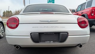 2005 Ford Thunderbird 50th Anniversary in Matane, Quebec - 4 - w320h240px
