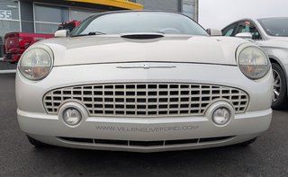 2005 Ford Thunderbird 50th Anniversary in Matane, Quebec - 2 - w320h240px