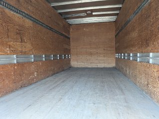 Isuzu NPR DSL REG AT BOÎTE DE 20 PIEDS COMMERCIALE 2016 à Matane, Québec - 6 - w320h240px