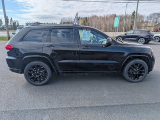 Jeep Grand Cherokee Altitude IV 2018 à Matane, Québec - 3 - w320h240px