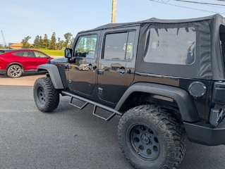 Jeep Wrangler Unlimited Sport 2011 à Matane, Québec - 2 - w320h240px