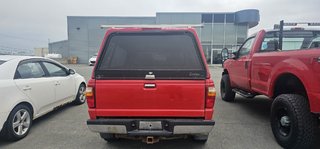 Mazda B-Series Pickup SE + 4X4 2010