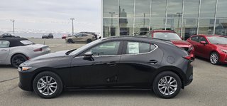 Mazda3 Sport GX 2025