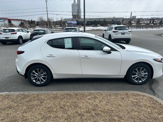 Mazda3 Sport GX 2026