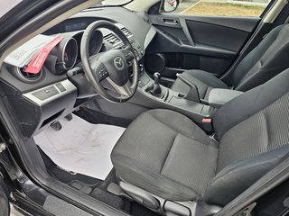 Mazda3 GS-SKY 2012
