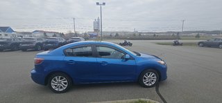 Mazda3 GS-SKY 2013