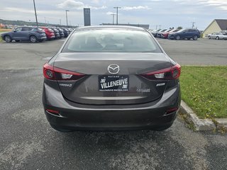 Mazda3 GX 2015