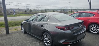 Mazda3 GX 2023