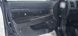 2022 Mitsubishi RVR ES